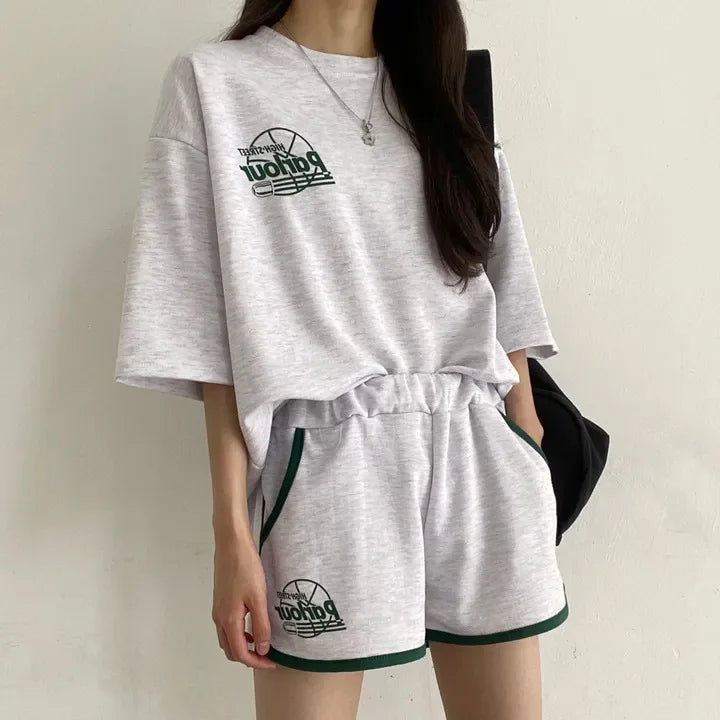 Summer Fashion 2024 Casual Sportswear Trendy Summer Style Loose Women Short Sleeve 2 Piece Shorts Set Cotton Student Suits